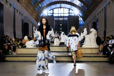 Look 32